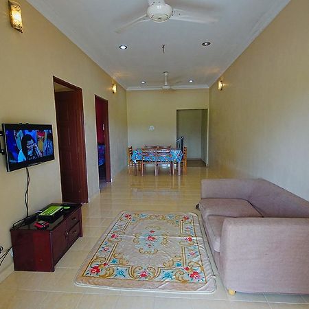 Abisabi Homestay Kangar Esterno foto